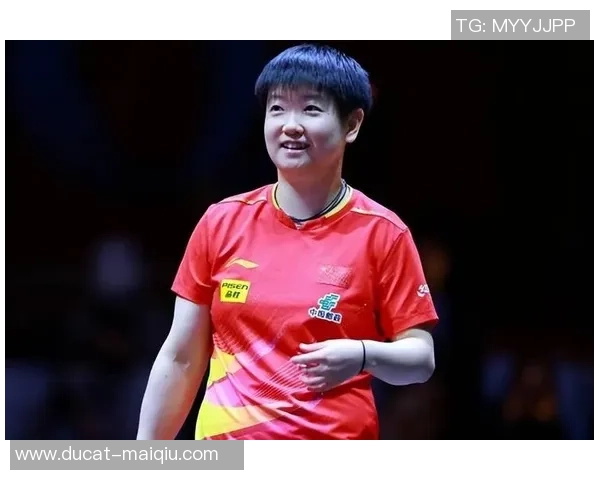 有爱！梁靖崑1-2不敌小勒布伦一脸惊奇，孙颖莎微笑着帮他复盘失利